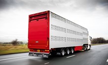 PLATINUM-THREE-DECK-CENTER-AXLE-TRAILER-3